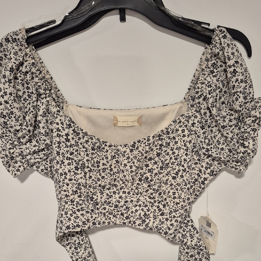 Altar'd State White Floral Puff Sleeve Crop Top with Black Print